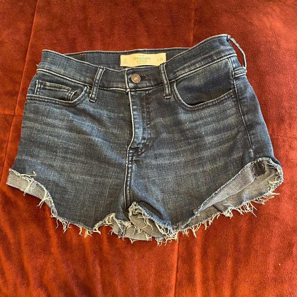 Abercrombie and fitch women’s high waisted Jean shorts